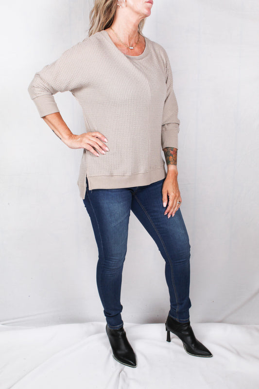 FM35777-T - Taupe - C - Dolman High Low Top A1436 - Pack