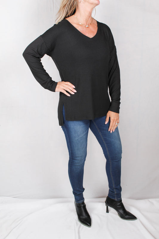 GS00272-B - Black - V-Neck Long Sleeve Tee A1463 - Pack