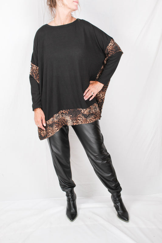 HT1142W-BR - Black / Brown Poncho Top - Plus A1628 - Pack