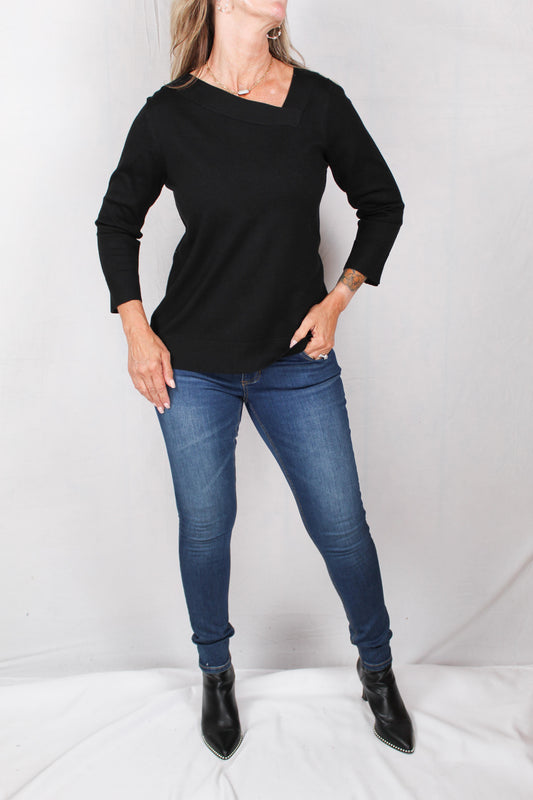 CG1Y702-B - Black - Side V-Neck Sweater A2081 - Pack