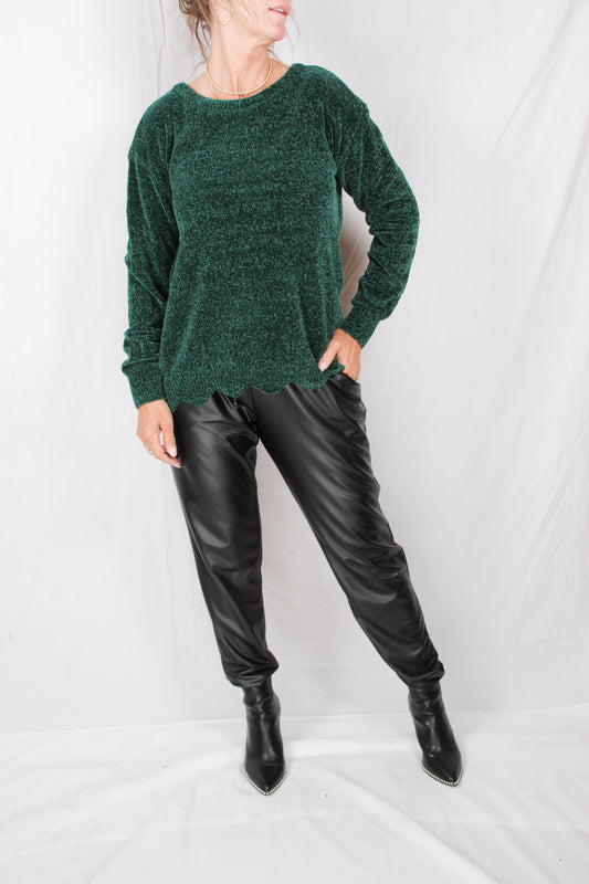 FS50066-E - Eden - Scallop Button Sweater A762 - Pack