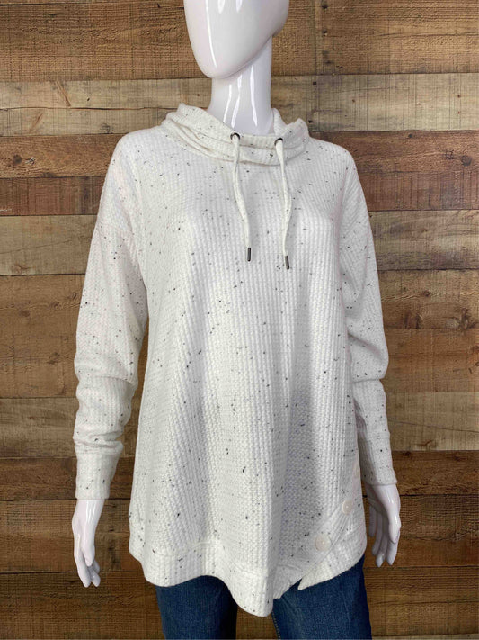 SWP30017-V - Vanilla Cream - B - Cowl Neck Hem Snap Button Top - Plus A1427 - Pack