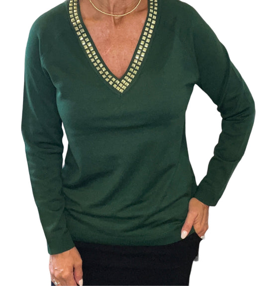 ST818D8U4-G - Green - V-Neck Sweater with Trim A2749 - Pack