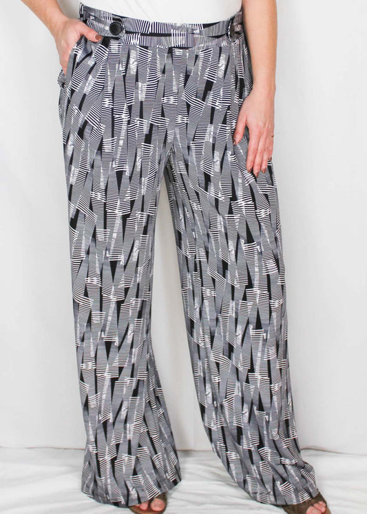 SK7042-B - Black / Ivory ( 2587A ) - Pant A1839 - Pack