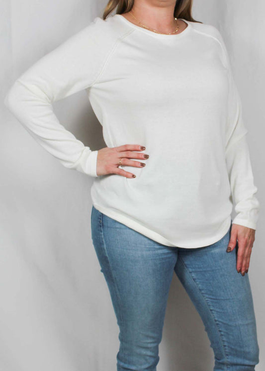 F22100-P - Powder - Fine Gauge Round Hem Sweater A2415 - Pack