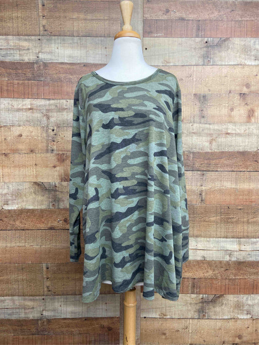 Z1W261W-G - Green Camo - Swing Tunic A693 - Pack
