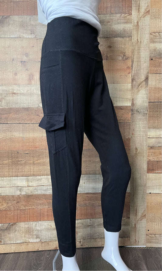 FP11407-B - Black 1 Pocket Legging A1896 - Pack